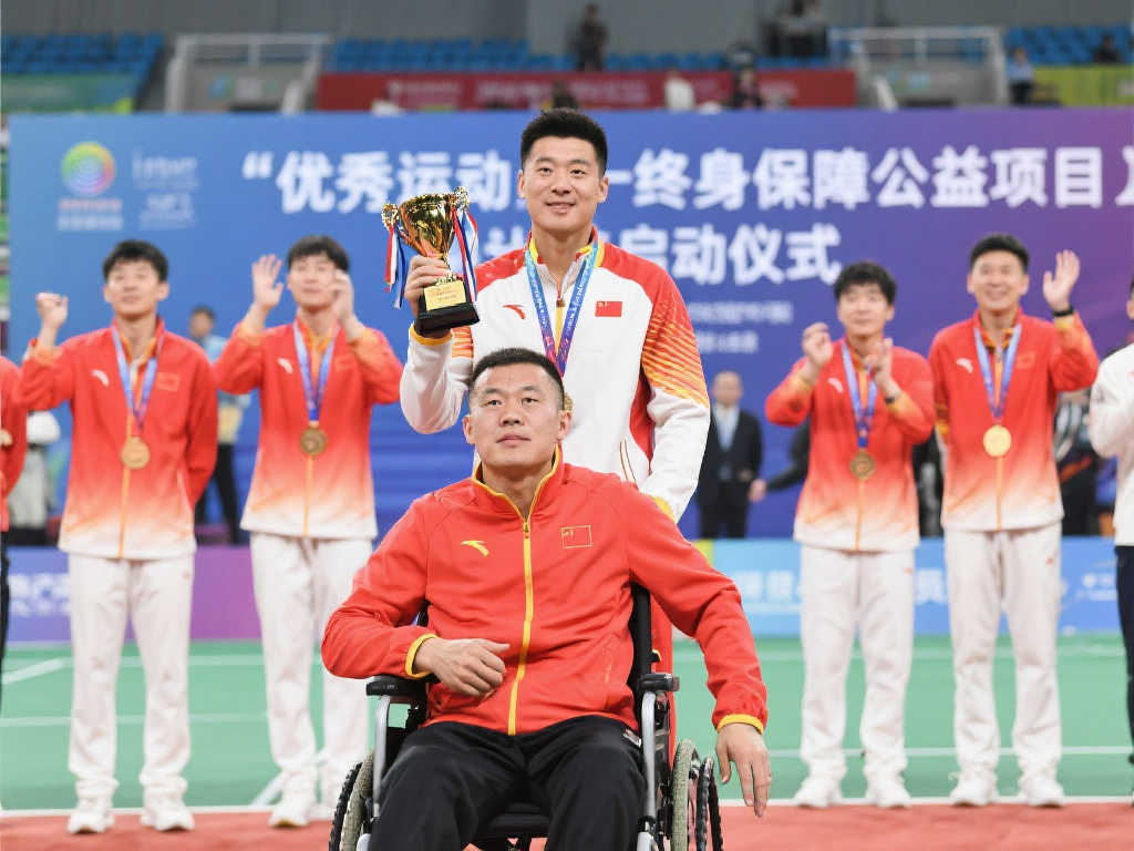 他指出